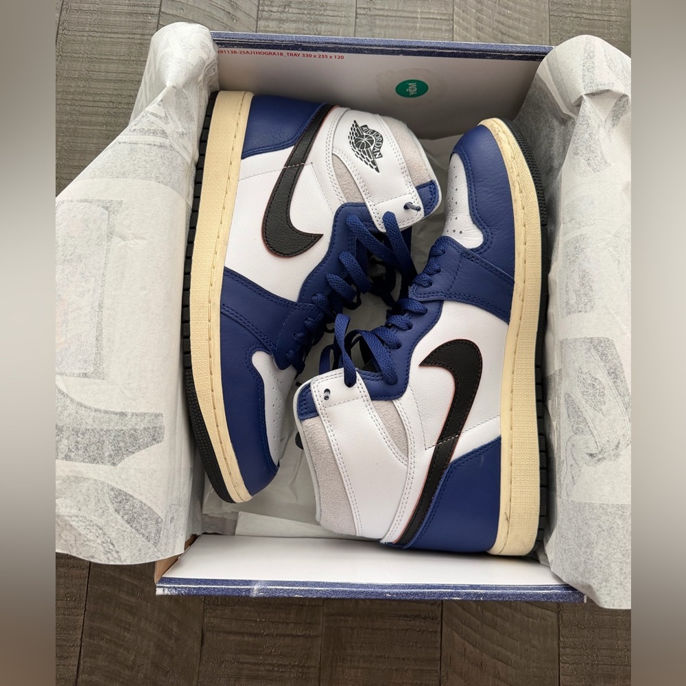 Nike Air Jordan 1 Retro High OG Size 10
